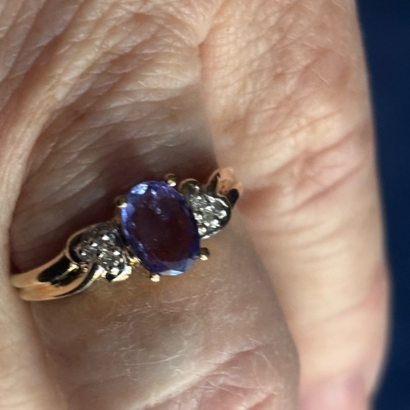 14K Tanzanite Ring - Picture 5 of 5